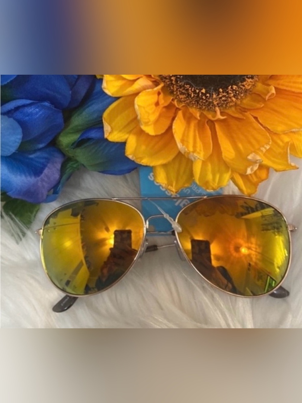 Women’s Aviator Sunglasses With Yellow Lenses NEW!